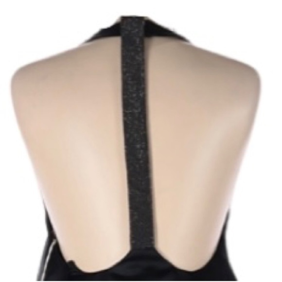 Brunello Cucinelli
Size M Halter Neck Beaded Back Strap Gown
Cocktail Dress - Picture 6 of 6